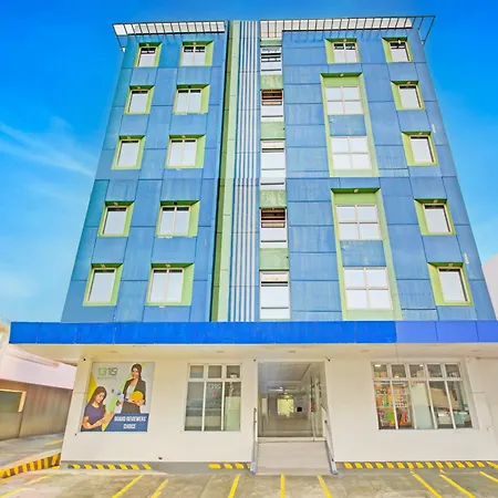 Townhouse College Residences In University Belt, Metro Manila