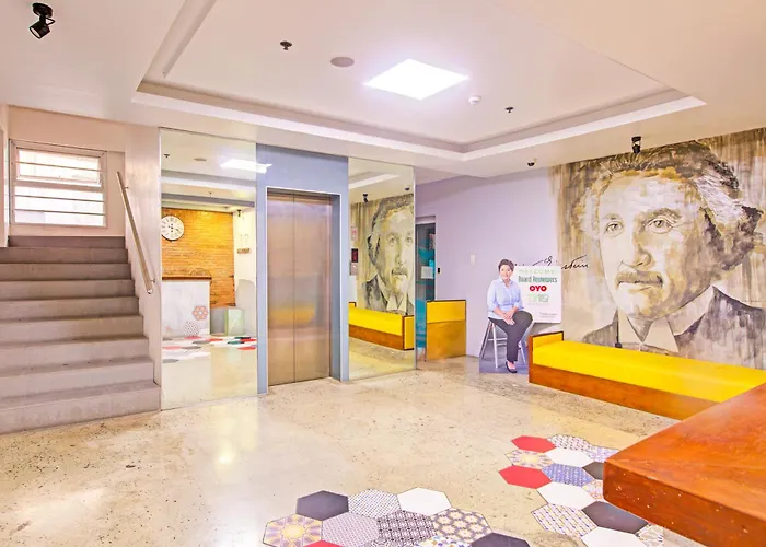Townhouse College Residences In Belt, Metro Hotel 2*
