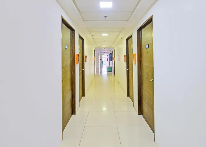 Townhouse College Residences In Belt, Metro Hotel Manila
